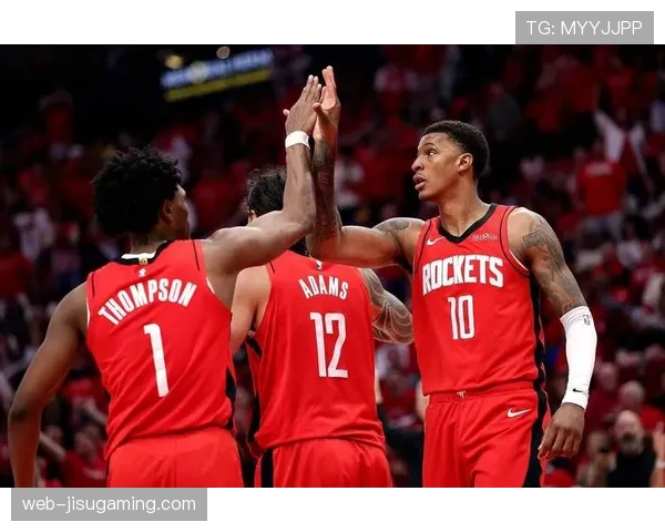 范弗利特缺阵火箭控卫告急，阿门汤普森临危受命